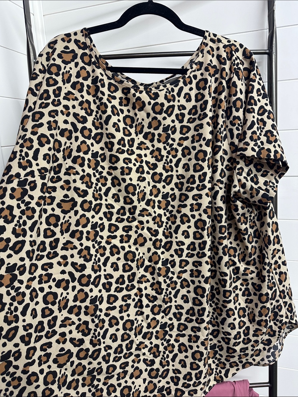 Ava & Viv Leopard Print Long Sleeve Top in Tan and Brown